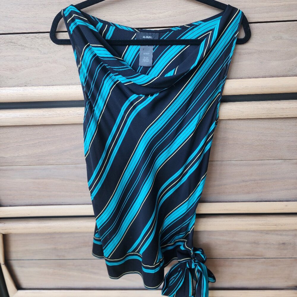 Gorgeous silk teal & black sleeveless blouse by Alfani